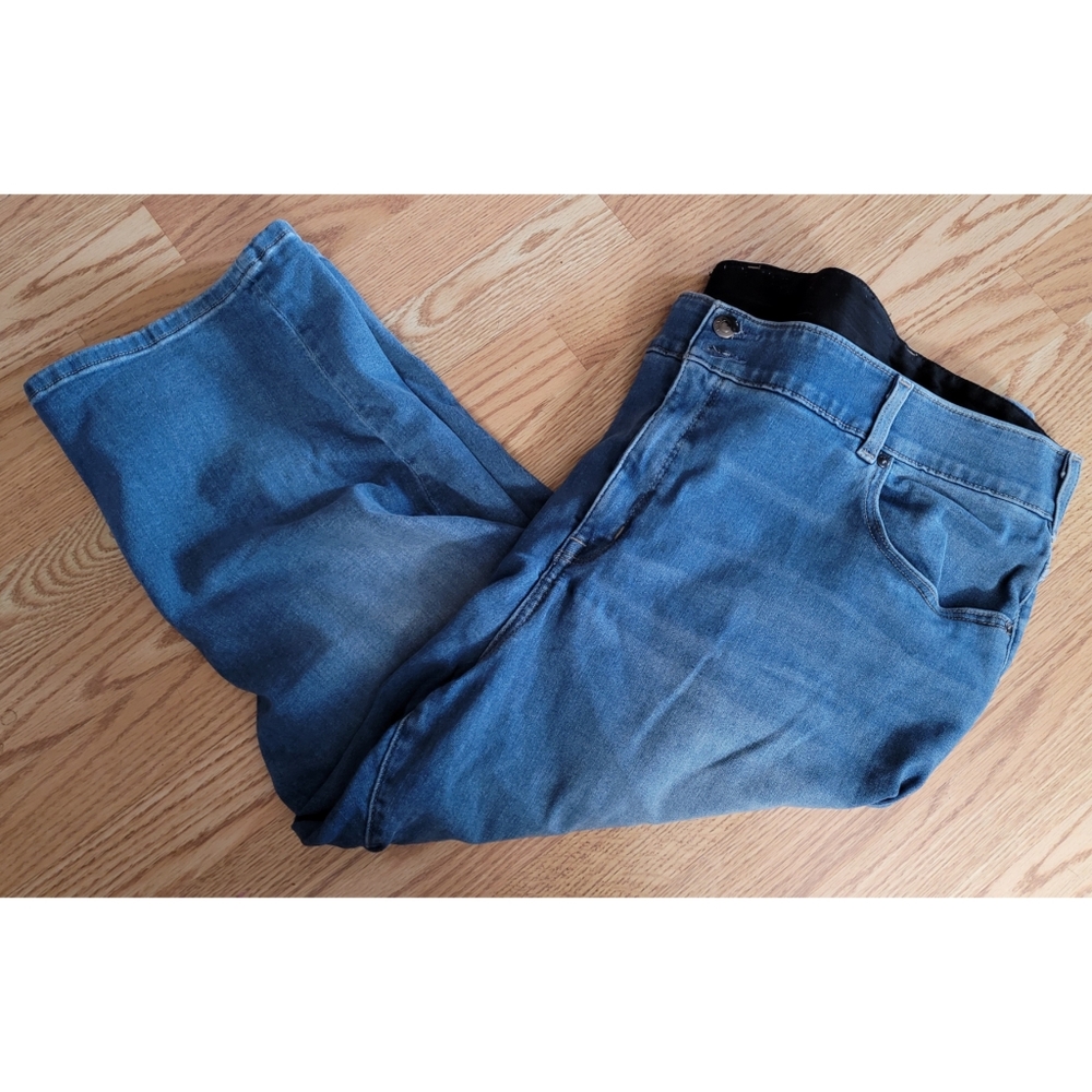 Lane Bryant acid wash crop jeans 28